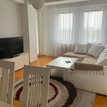 Karas Apartments Üsküp Dış mekan fotoğraf
